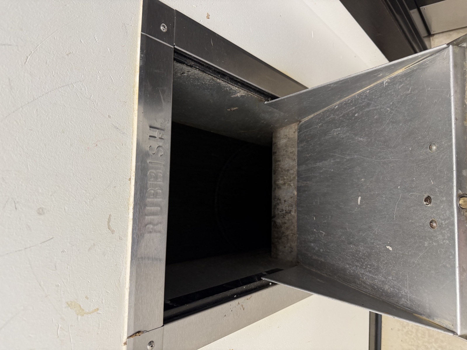 Floor 4 - Trash Chute